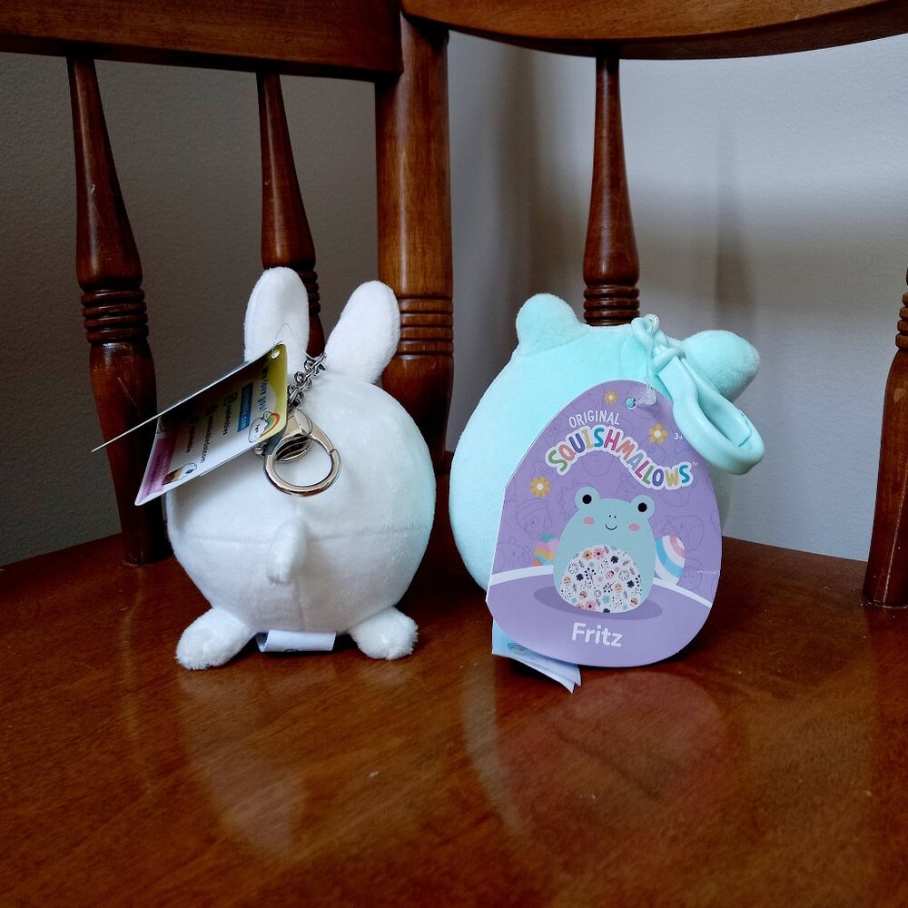 2 New Keychains With Tags - Picture 3 of 7